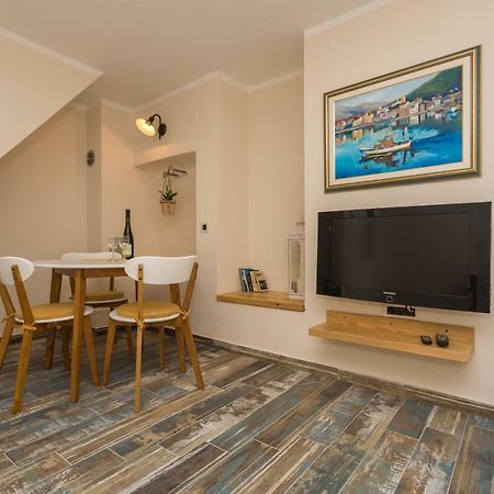 Apartment Piccolo Baška Exteriör bild